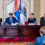 Ministri Gašić i Mesarović razgovarali sa građanima o mogućnostima zaposlenja u sistemu odbrane